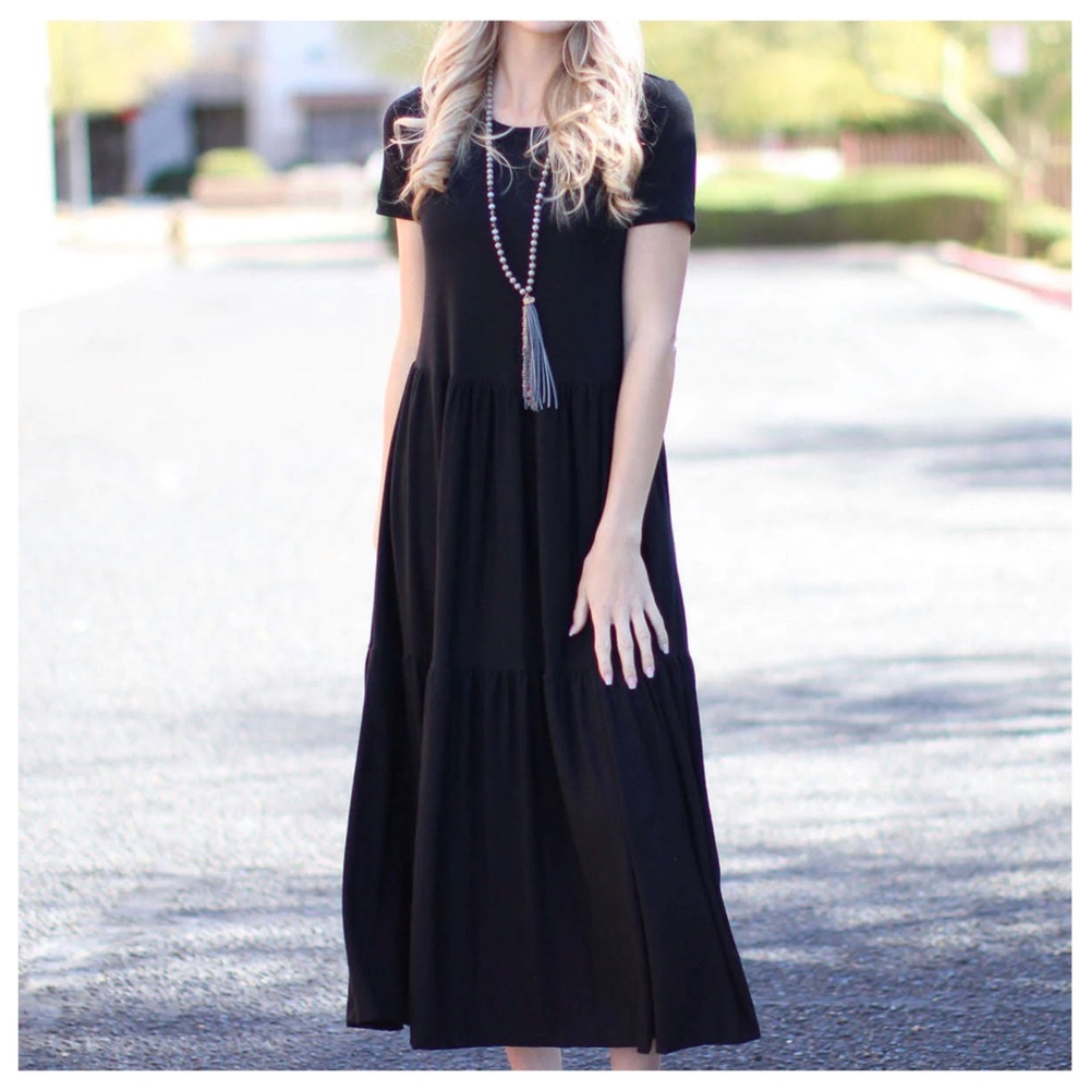 25 Boho Tiered Midi Dress